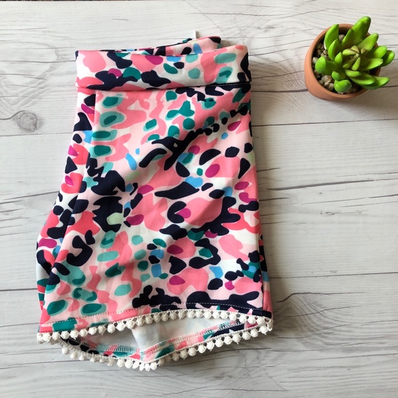 Pants - Pink Pom Pom Shorts